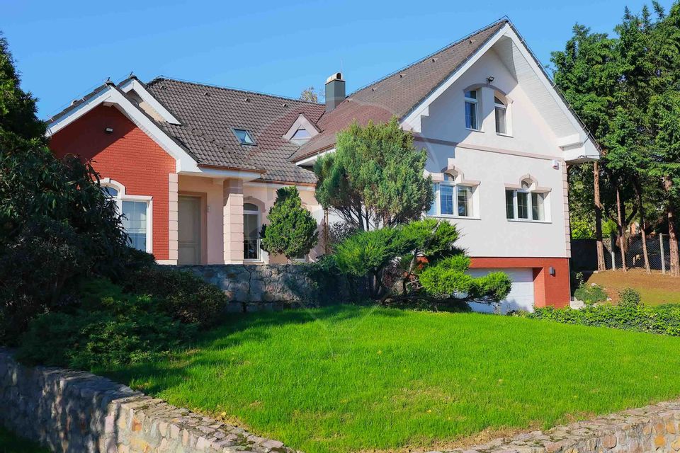 9 room House / Villa for sale, Dealuri Oradea area