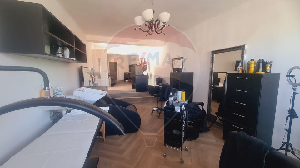 Se inchiriaza spatiu comercial in centru Medias