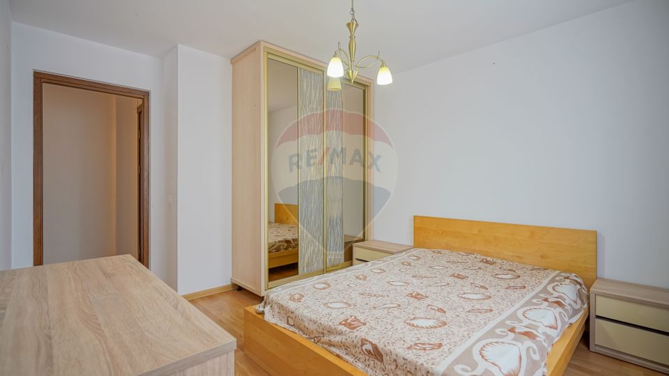 3 room Apartment for rent, Tractorul area