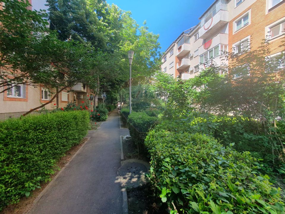 2 room Apartment for rent, Podgoria area