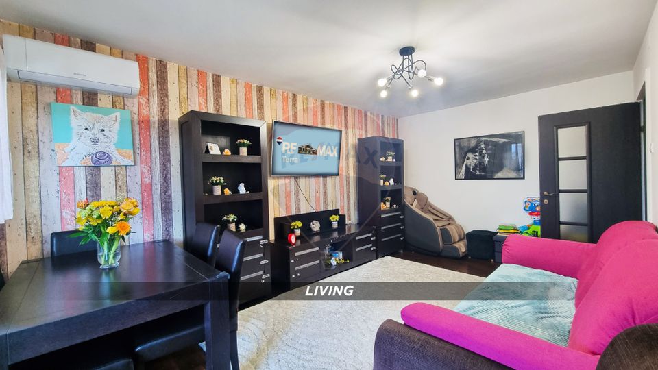 Rar în Centru: De Vanzare cu Vedere Panoramica  Mobilat Complet