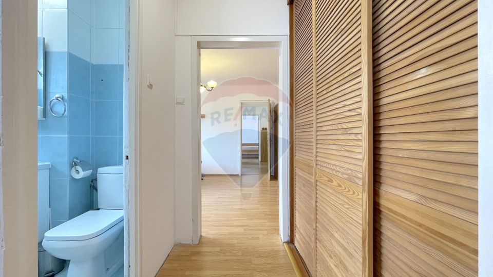 Apartament cu 3 camere de închiriat în zona Astra