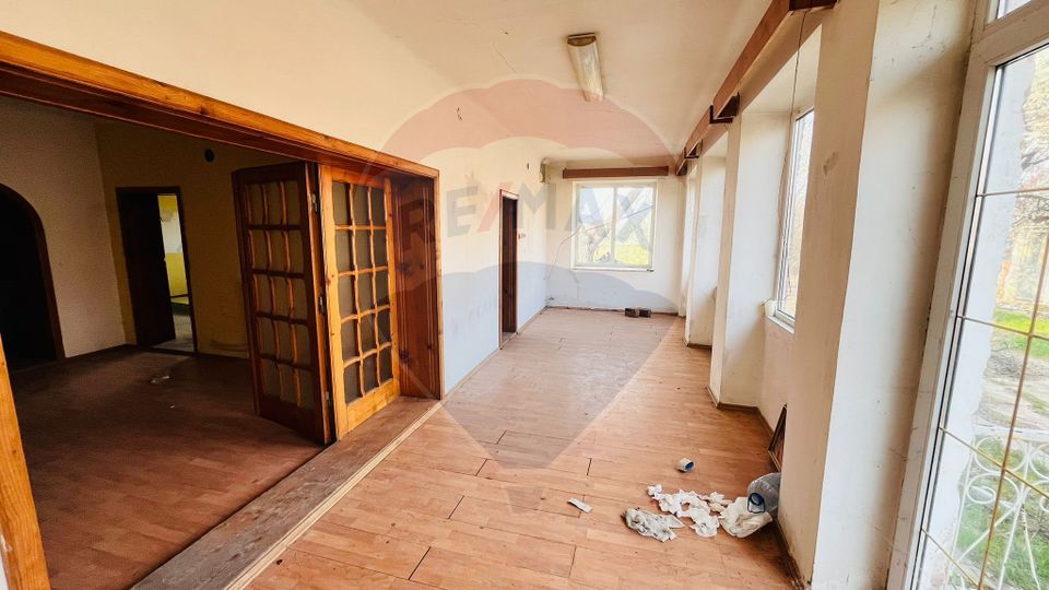 Casă / Vilă cu 4 camere de vânzare Santandrei