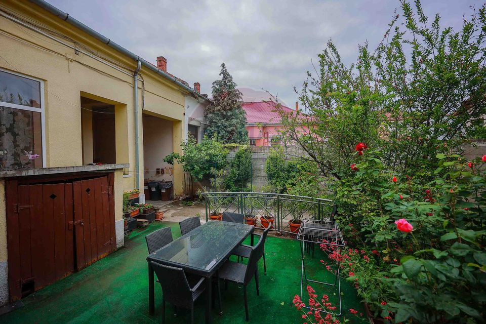 Spațiu ultracentral 171 mp, ideal clinică sau chirii multiple