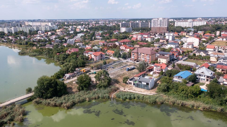 Land 1,854sqm Aleea Arubium