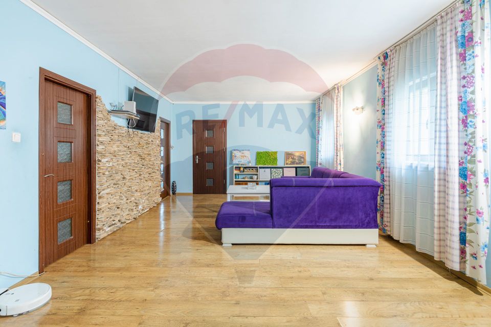 Casă  |  3 camere  |  Glina