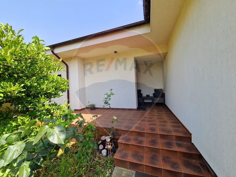 Casa Vila 4 camere / zona Damila