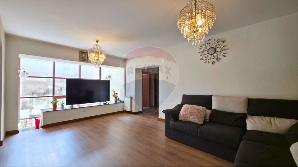 7 room House / Villa for sale, Giulesti area