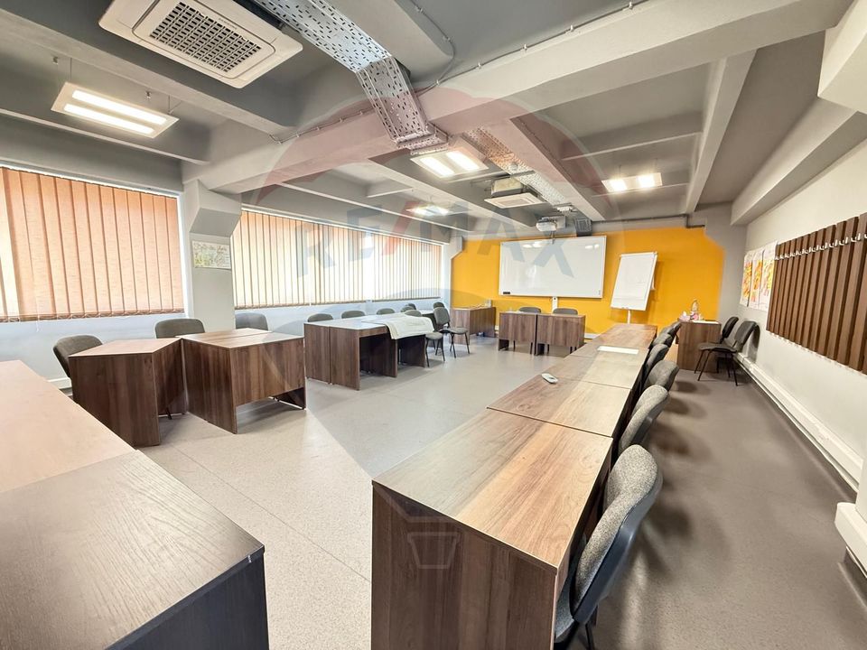 258sq.m Office Space for rent, Calea Clujului area