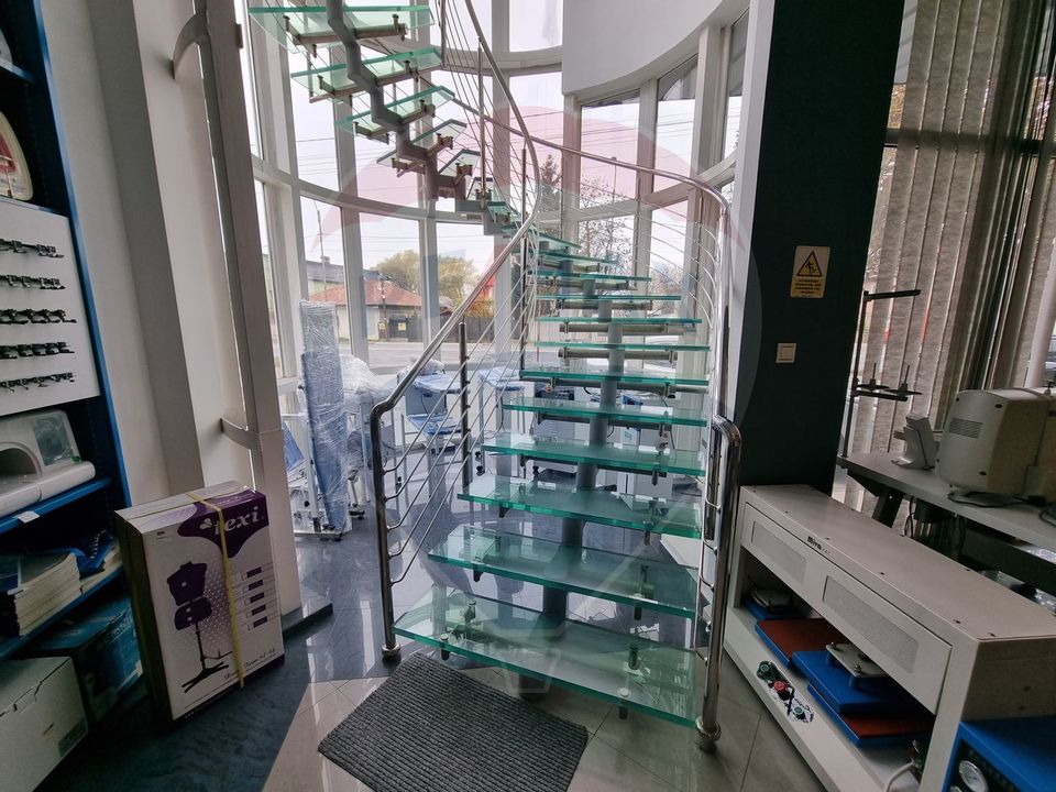 Showroom de vanzare, Calea Romanului - Bacau