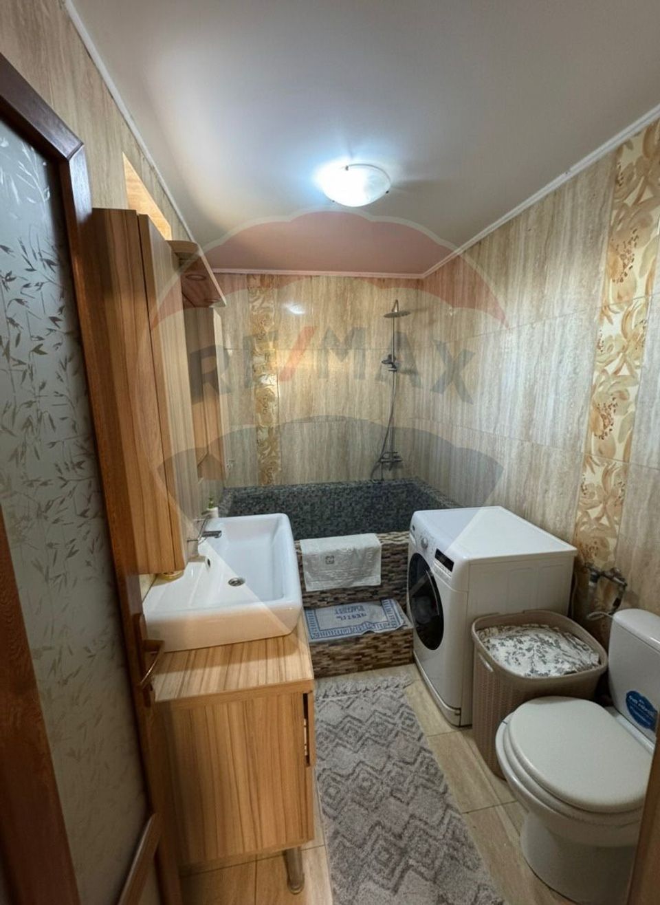 Casă / Vilă cu 5 camere de vânzare în zona Dorobantul