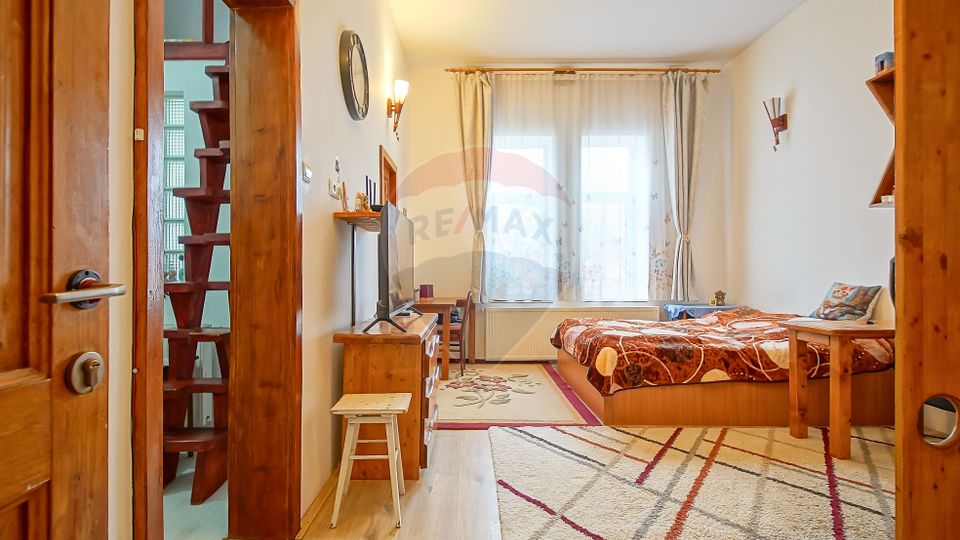 Comision 0% | Garsonieră la casă, curte comună– Matei Basarab