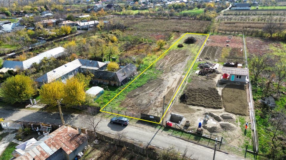 Land 1,727sqm Biliesti / Strada salcamului
