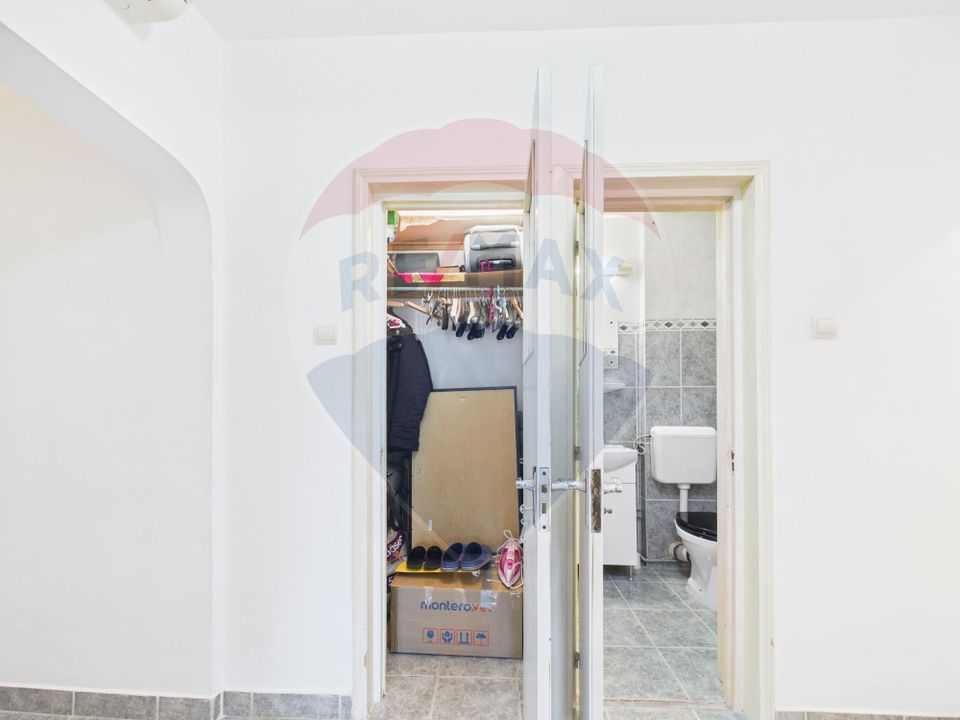 Apartament 3 camere, decomandat de vânzare în zona Aparatorii Patriei