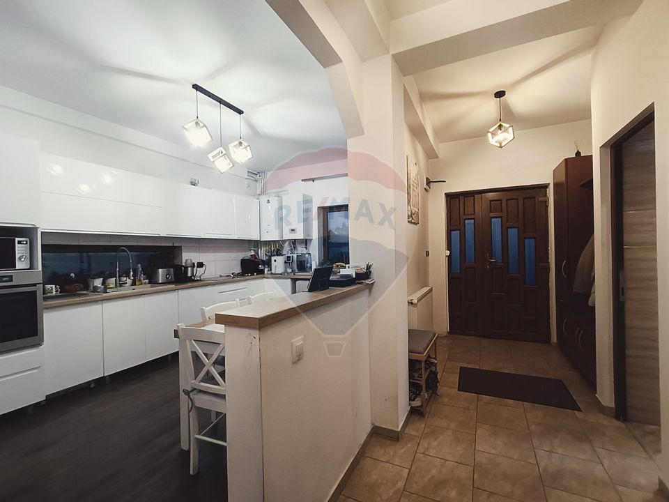 4 room House / Villa for sale