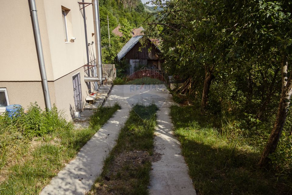 6 room House / Villa for sale