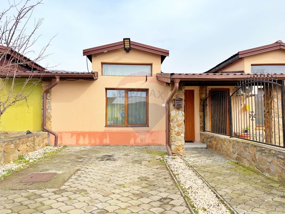 Casă cu 3 camere de vânzare în Cartierul Verde, Arad