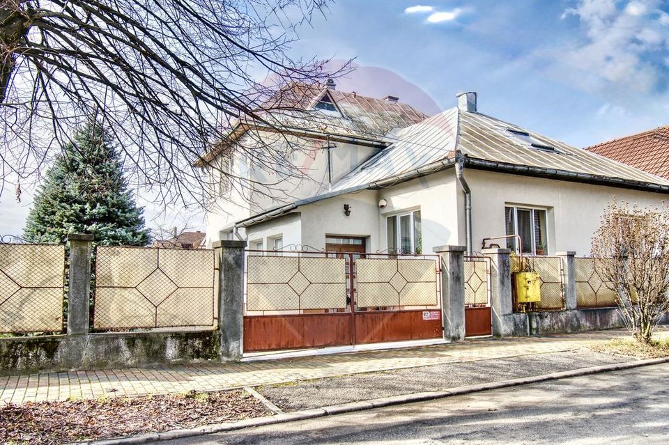 7 room House / Villa for sale, Central area