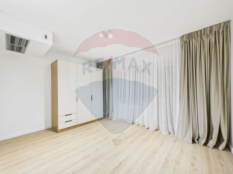 Casă / Vilă Pipera  cu 7 camere de închiriat