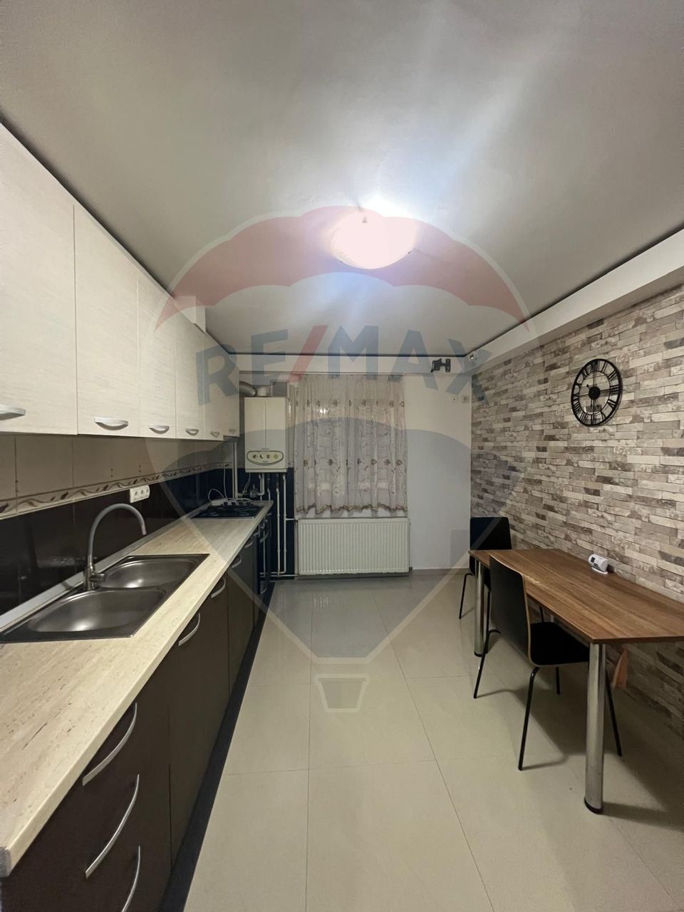 Apartament cu 2 camere de închiriat în zona Brancoveanu