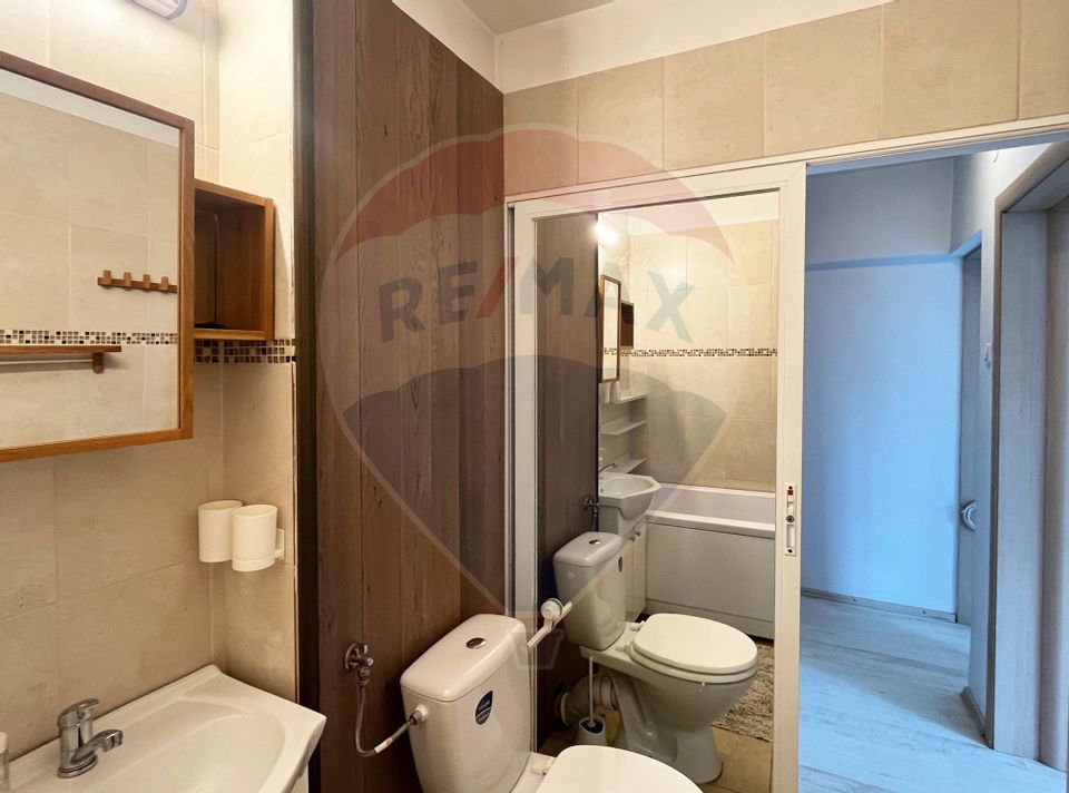 Vanzare apartament spatios,  3 camere - Metrou 1Mai