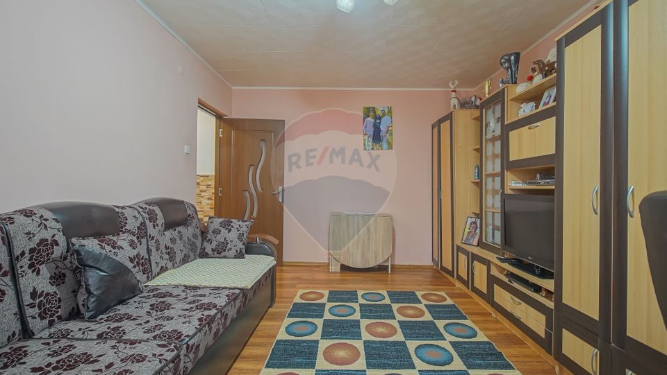 De vanzare apartament 3 camere - comision 0% cumparator