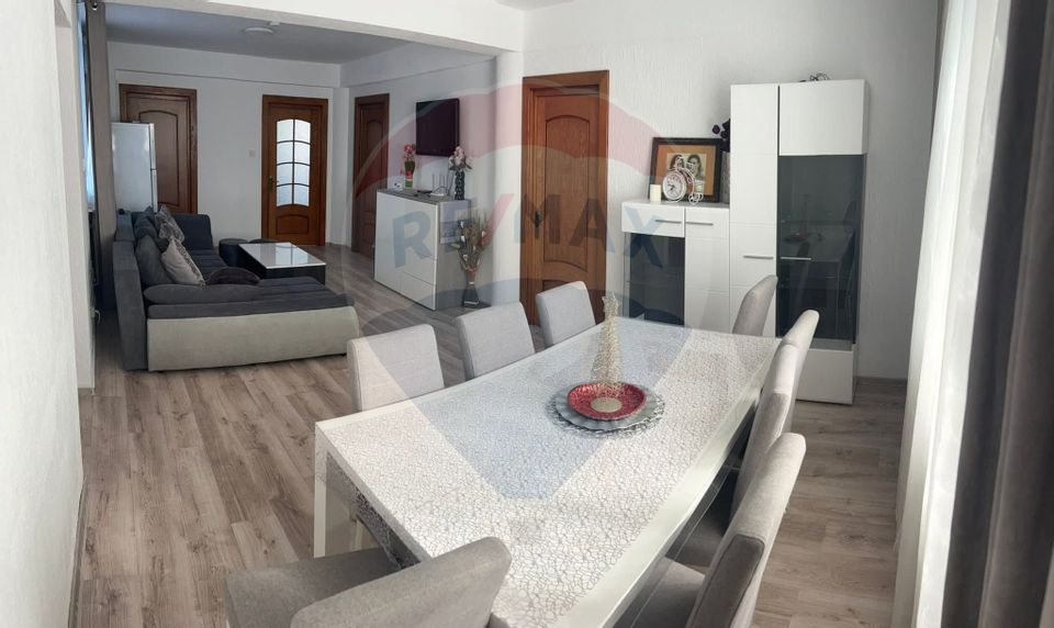 Apartament cu 3 camere de inchiriat la etajul 1