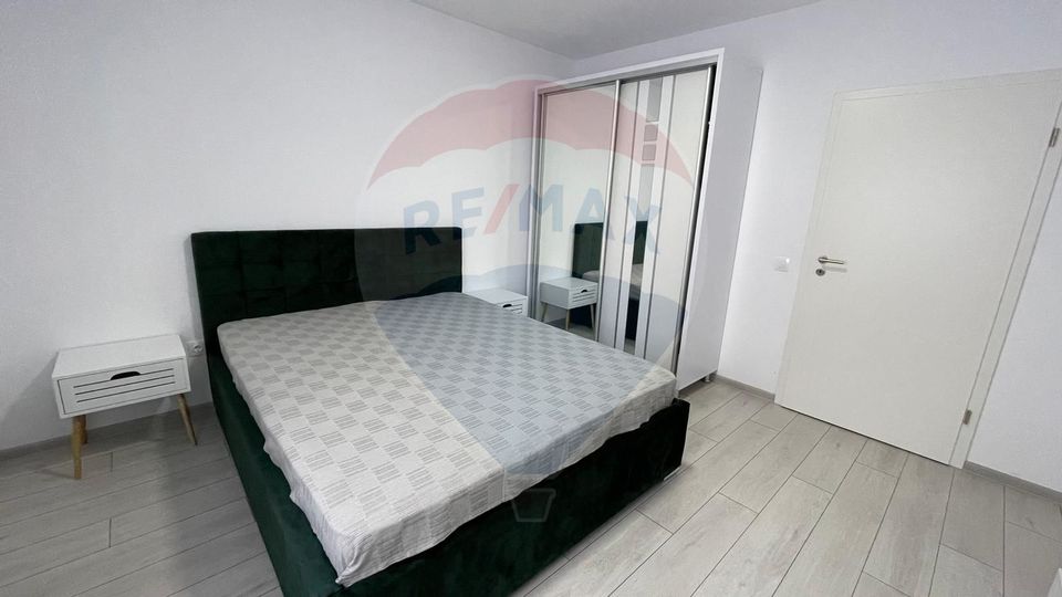 COMISION 0%| APARTAMENT DE INCHIRIAT| 2 CAMERE| DECOMANDAT| PARCARE|
