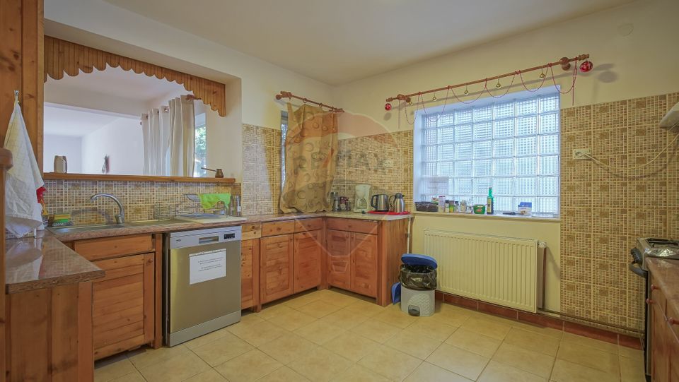 Vila în Poiana Brașov – Refugiu exclusivist și investiție!