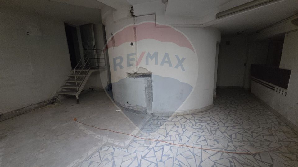 180sq.m Commercial Space for sale, Central area