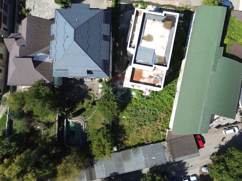 Spațiu / birouri în suprafață de 1200 / 1300 mp teren Central BM