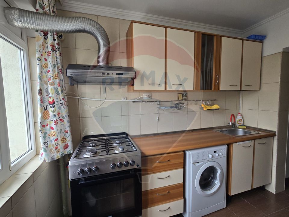 DE INCHIRIAT Apartament cu 2 camere în zona Pajura