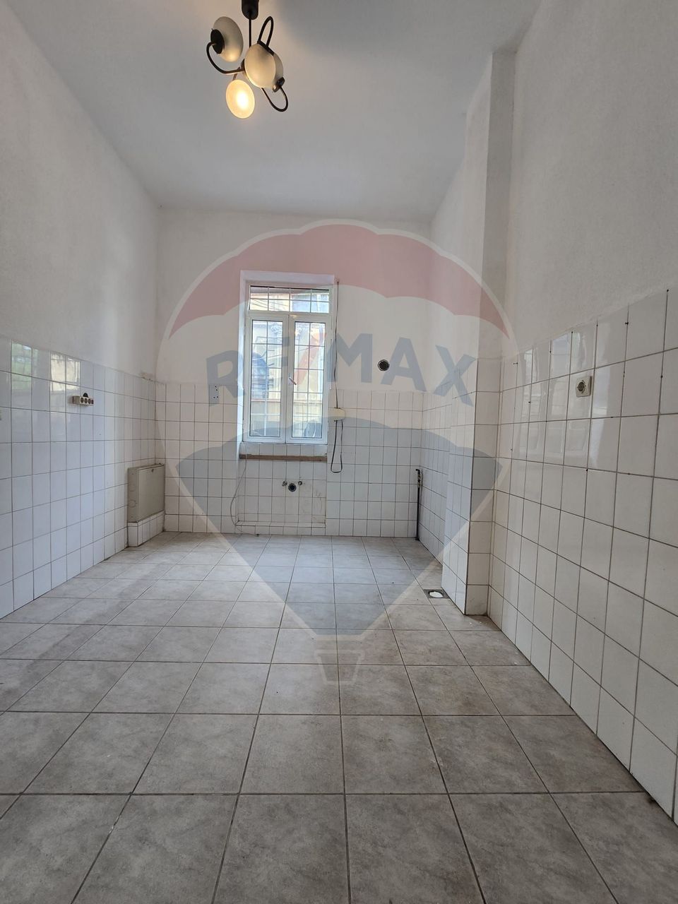 DE VANZARE Casă / Vilă cu 11 camere de vânzare în zona Parcul Carol