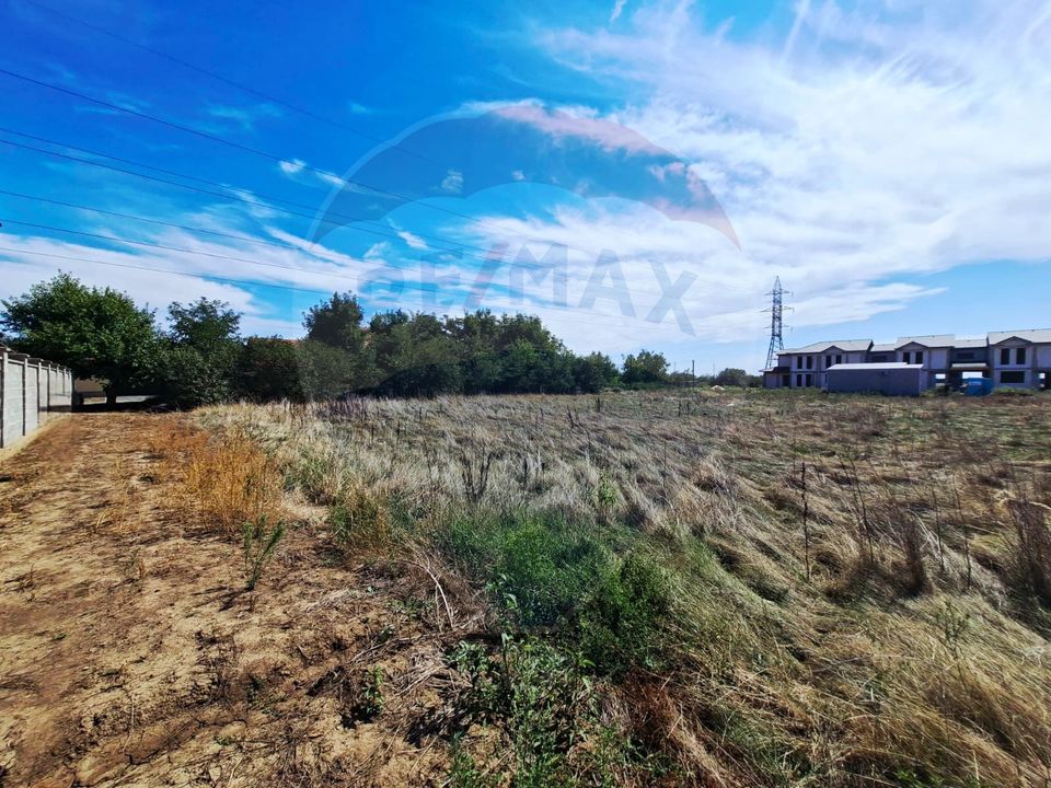 Teren ideal pentru complex rezidențial – Aradul Nou