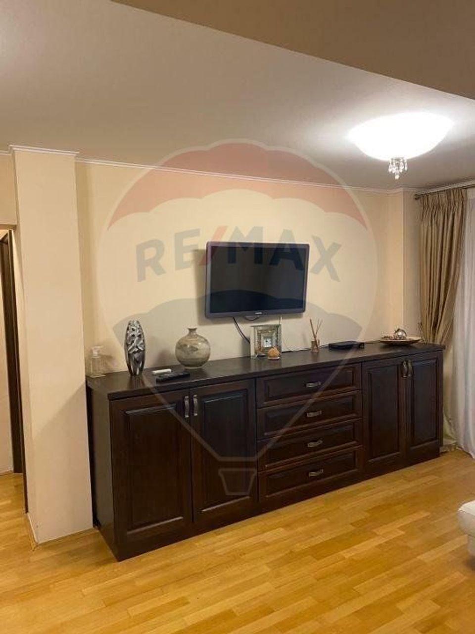 3 room Apartment for rent, Stefan cel Mare area