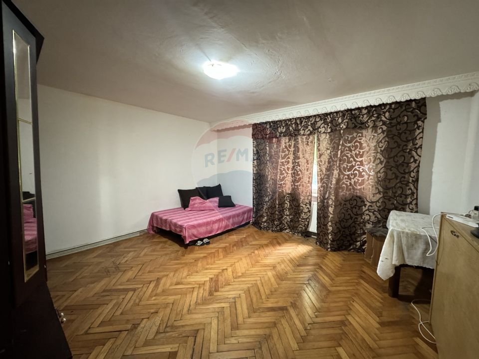 Apartament de închiriat Bulevardul Traian/PRET 210 EURO