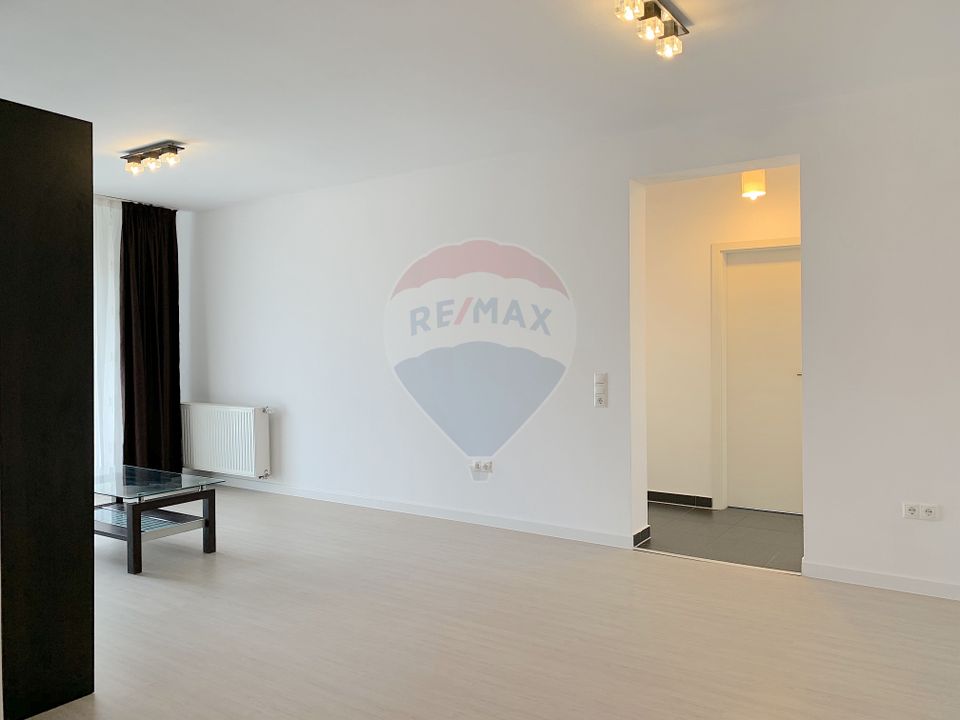 !! VANDUT !! Apartament cu 3 camere de vânzare în zona Avantgarden 1