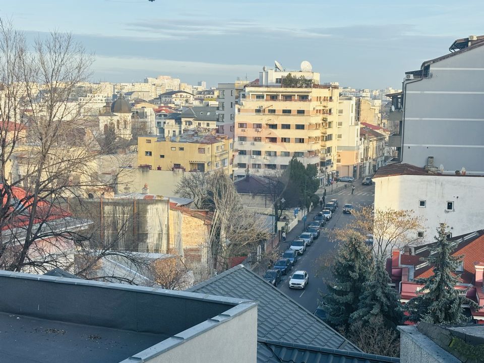 Apartament cu 3 camere de închiriat Eminescu Dacia