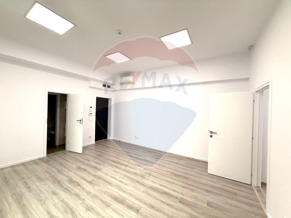100sq.m Commercial Space for rent, P-ta Victoriei area