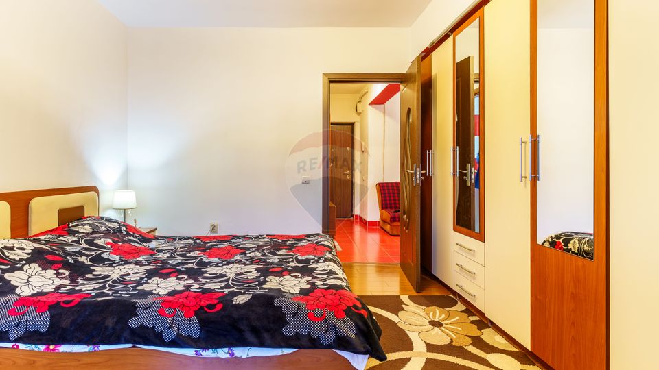 Apartament de vanzare, 2 camere, Str. Florilor Nr.186, Floresti