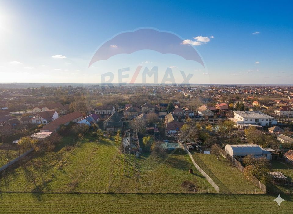 Teren generos cu o casă locuibilă în Timișoara, cartier Freidorf, pe s