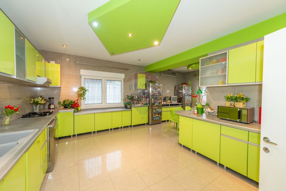 Apartment 3-4 rooms, ground floor villa 2009 Mosilor subway Obor