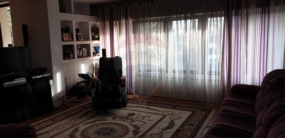 7 room House / Villa for sale