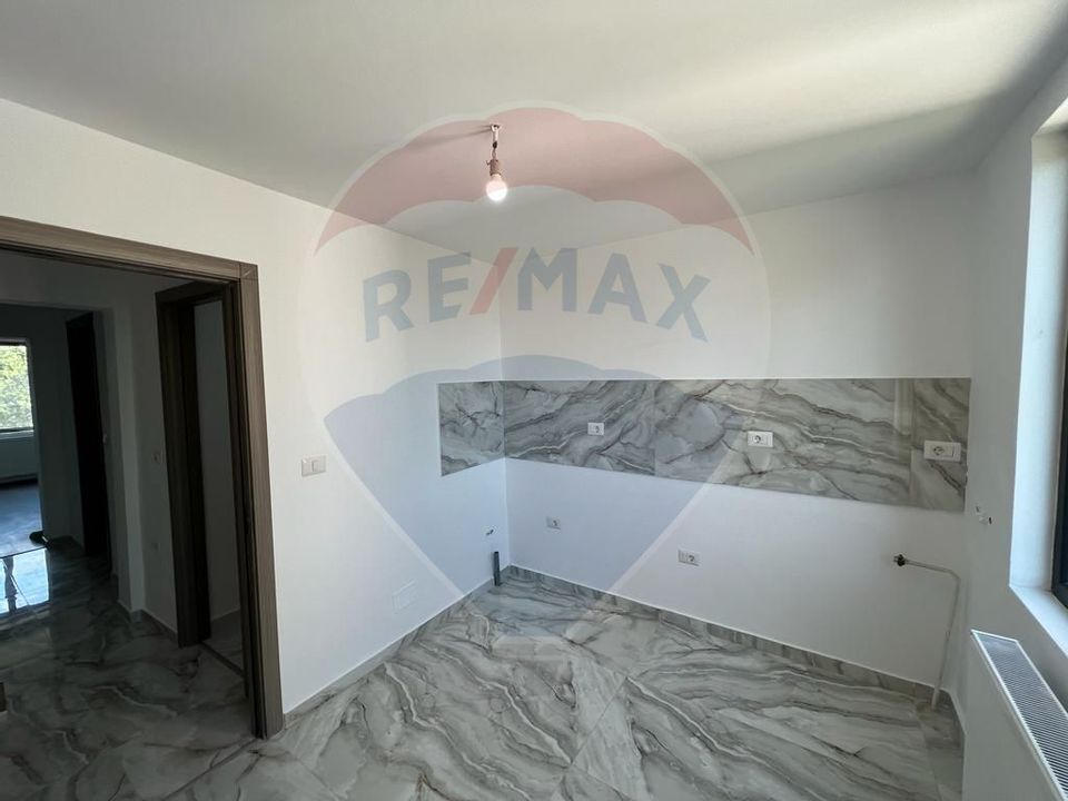 Apartament 3 camere în zona Gara