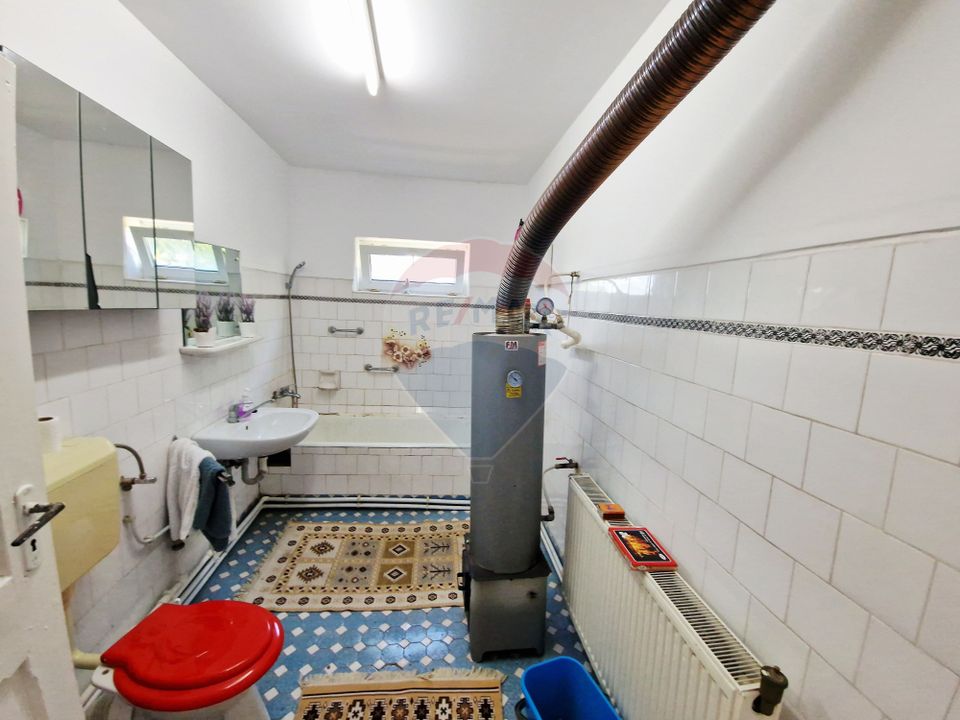 6 room House / Villa for sale