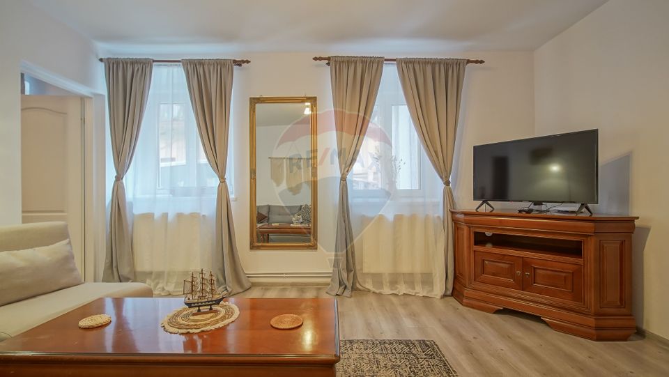 2 room Apartment for rent, Centrul Istoric area