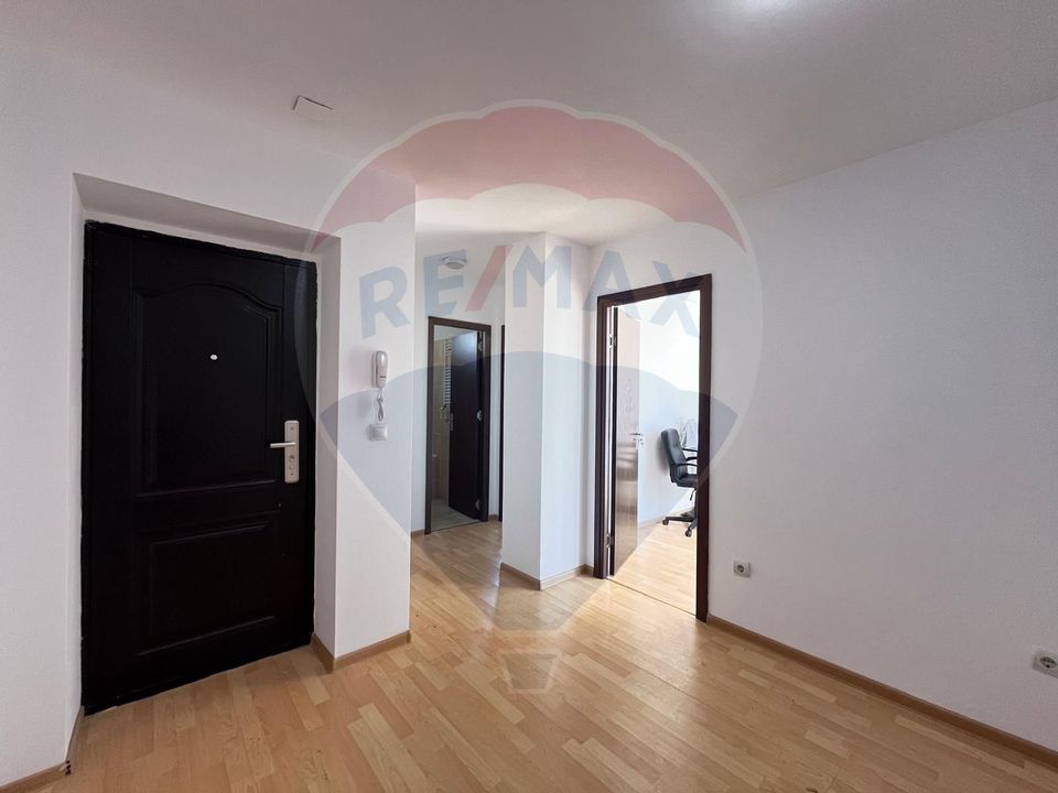 Office space - 50sqm - for rent in Vitan Mall area