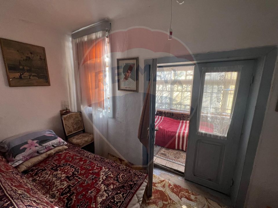 Casă 4 camere Mihalceni