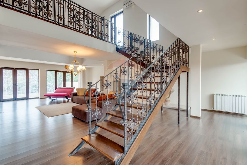 9 room House / Villa for sale, Central area