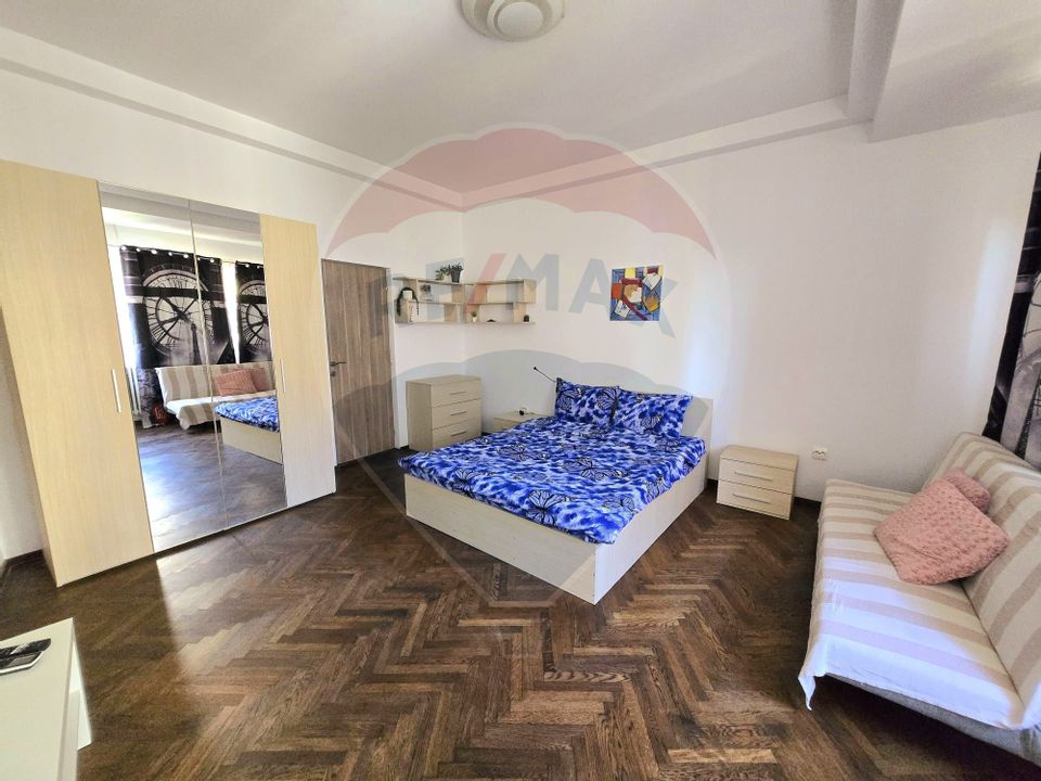 Apartament cu 4 camere P-ta Rosetti 3